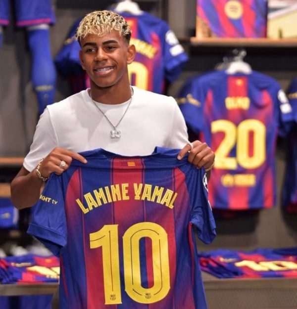 Resmi! Lamine Yamal Pakai Nomor 10 di Barcelona Mulai Musim 2025-2026
