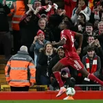 Debut Alexander Isak Perdana Cetak Gol Buat Liverpool Saat Laga Melawan Southampton!! 060475200_1758681784-isak