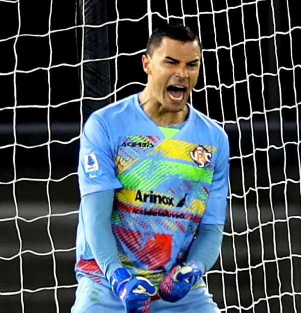 Cremonese Pecundangin Klub Raja Kandang Bologna 3-1! Vardy Menggila Cetak Dua Gol Audero Luar Biasa!!