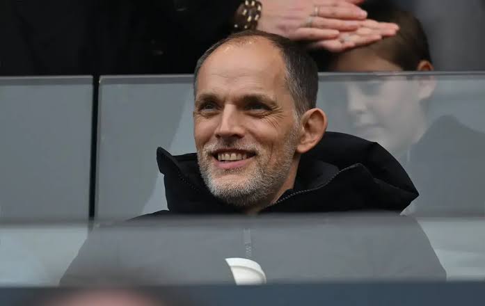 thomas tuchel tersorot kamera di pertandingan newcastle vs liverpool